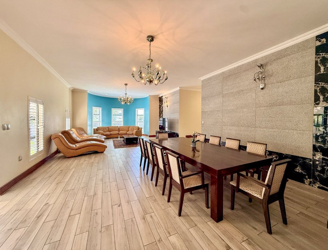House in Sandton, Gauteng, South Africa 4 - 19137911