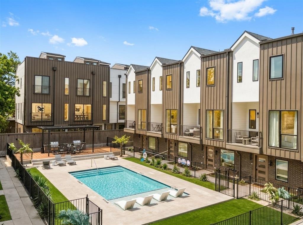 Condo in Dallas, Texas, United States 2 - 19172710