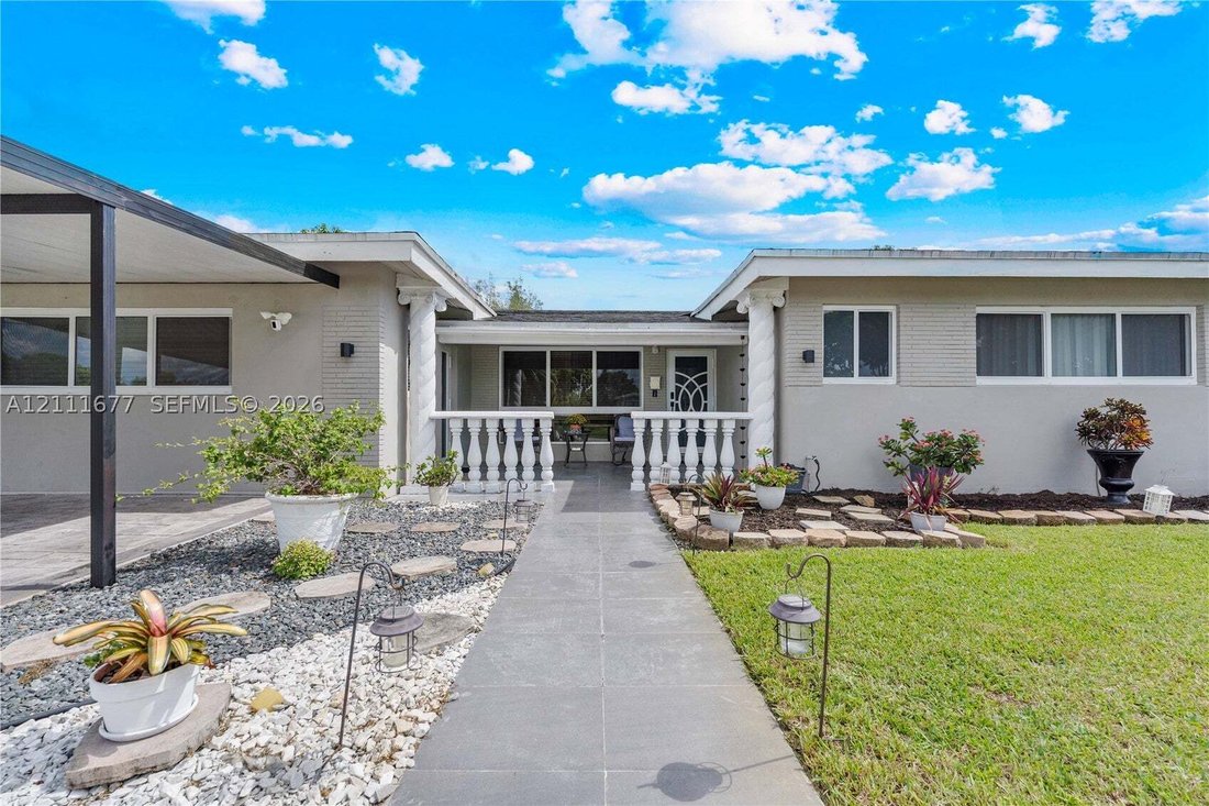 House in Miramar, Florida, United States 5 - 19168951