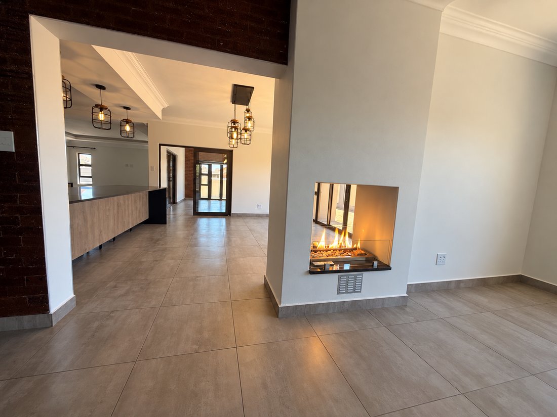 Maison à Zambezi Country Estate, Gauteng, Afrique du Sud 1 - 19174019