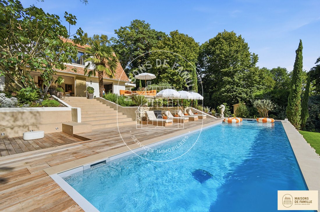 Villa in Jonchere-Malmaison-Saint Cucufa, Rueil-Malmaison, France 1 - 19170899