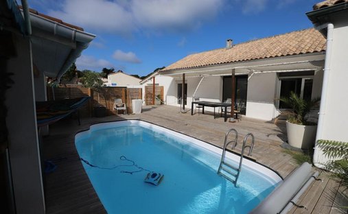 Casa en Saint-Georges-d'Oléron, Nueva Aquitania, Francia 1
