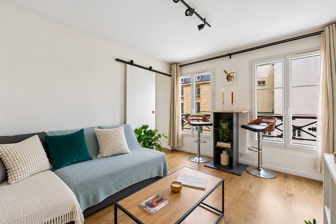 Apartment in Arsenal, Paris 4e Arrondissement, Paris 2 - 19170275