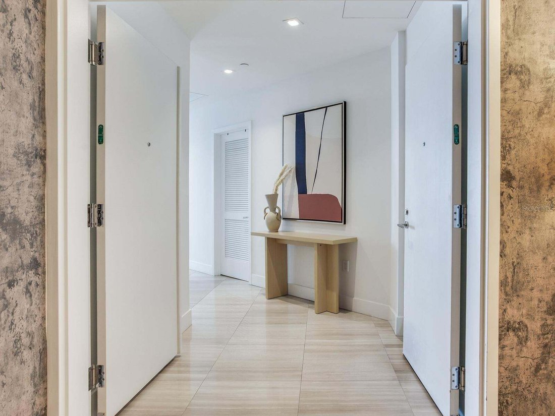 Condo in Tampa, Florida, United States 5 - 19177012