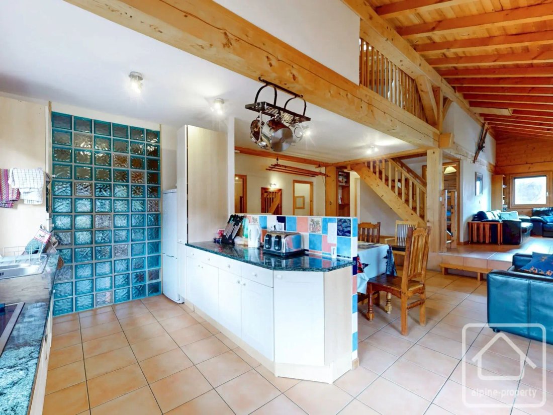 Chalet in Morzine, Auvergne-Rhône-Alpes, France 2 - 19170247