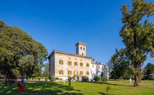 Chateau in Casale Cremasco-Vidolasco, Lombardy, Italy 1