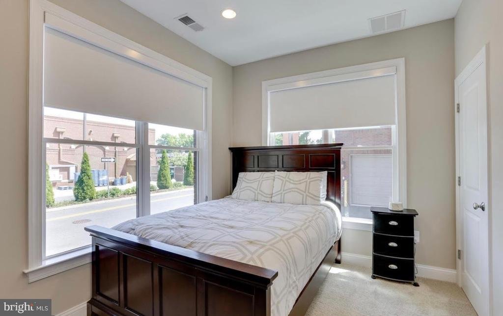 Condo in Arlington, Virginia, United States 5 - 19179388