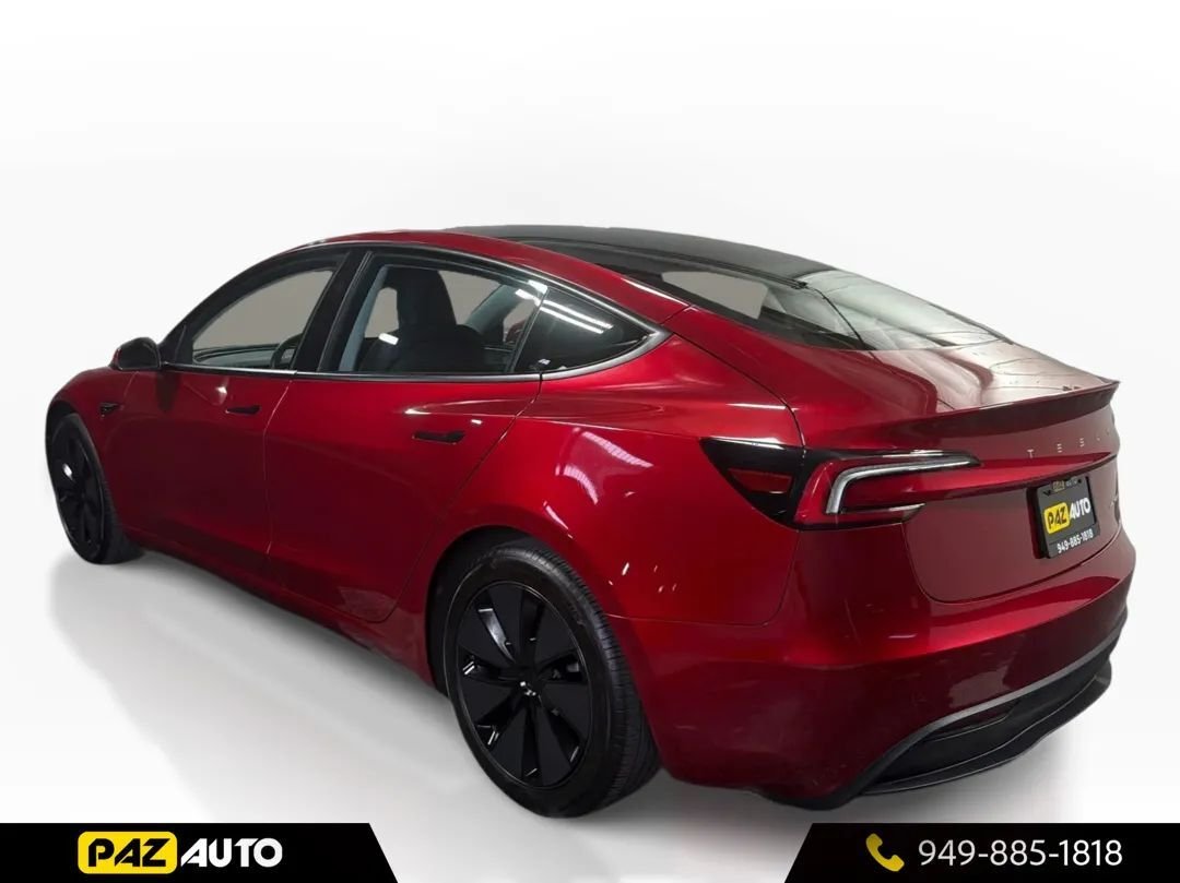Sedan in Laguna Hills, CA, United States 3 - 19173641