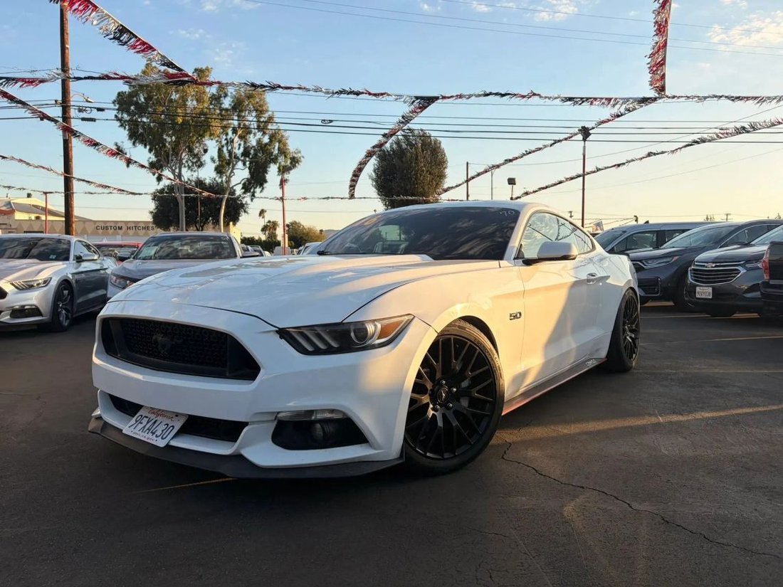 Coupe in Fontana, CA, United States 1 - 19173829
