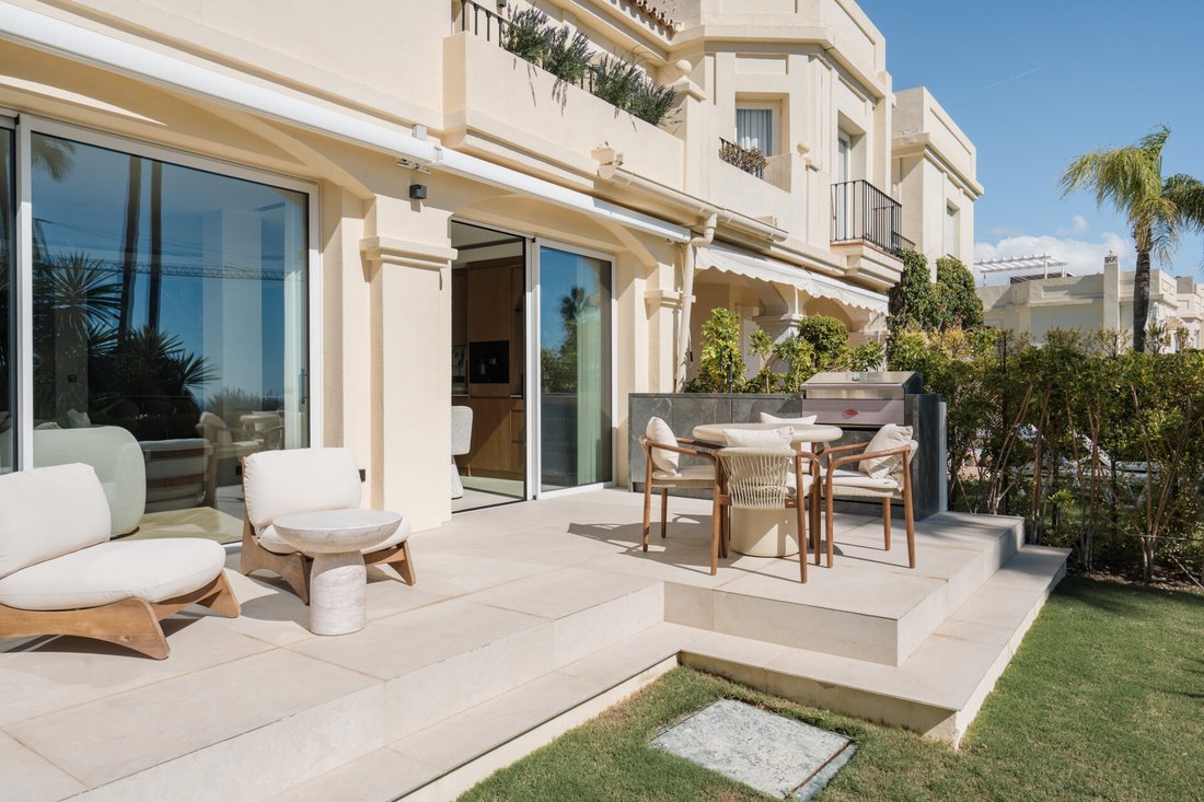 Townhouse in La Quinta, Benahavis, Andalusia 2 - 19175523
