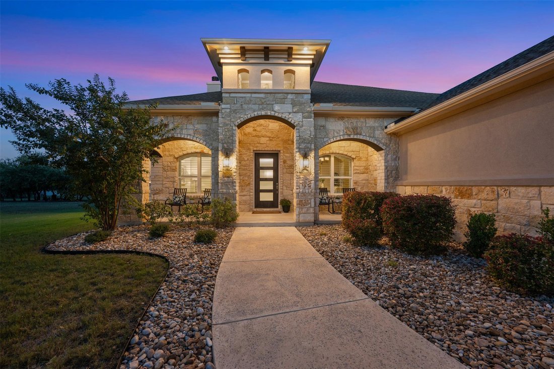 House in Liberty Hill, Texas, United States 2 - 19171996