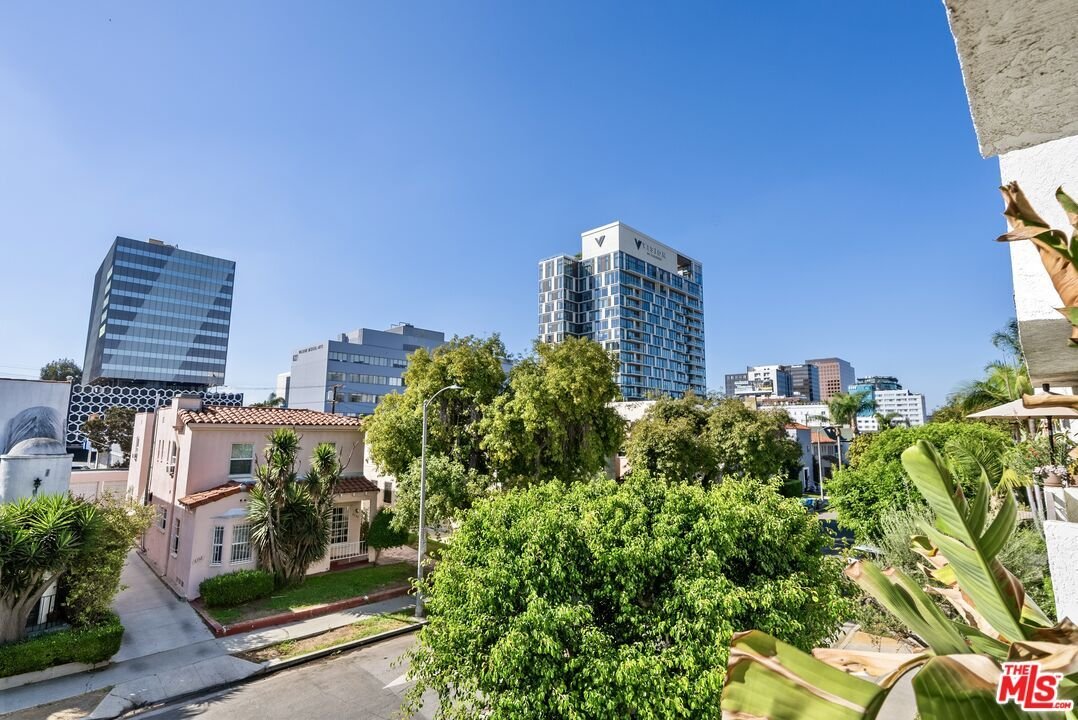 Condo in West Hollywood, California, United States 3 - 19173192