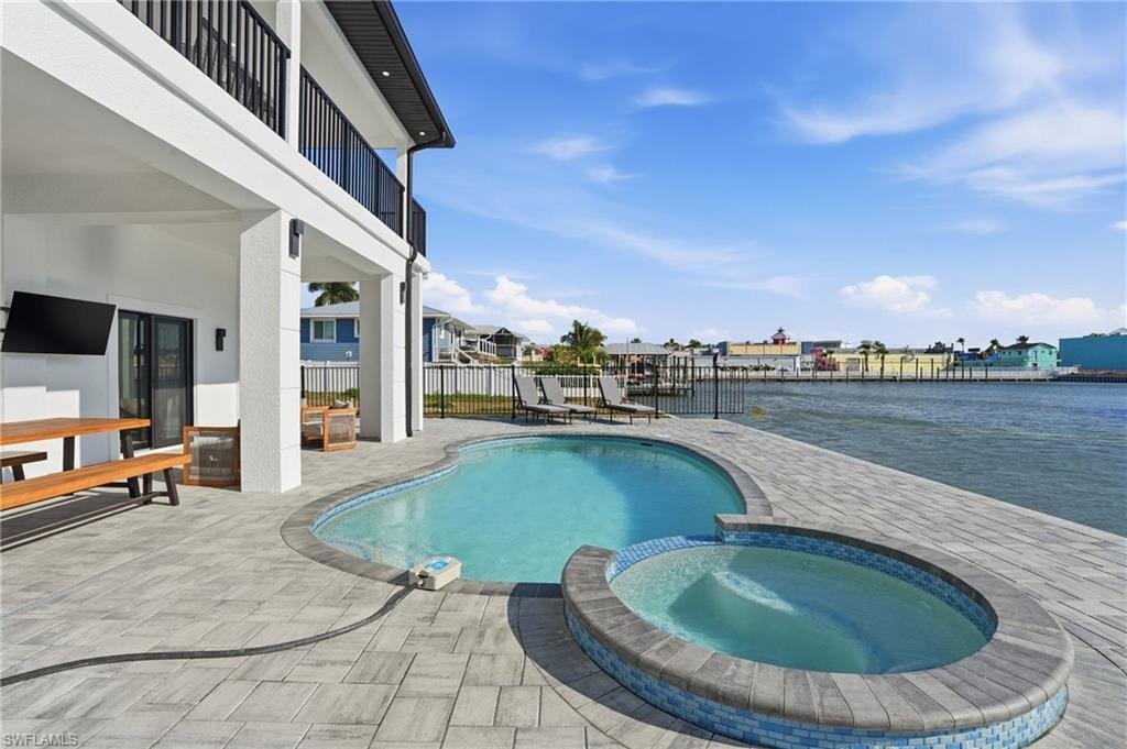 House in Fort Myers Beach, Florida, United States 5 - 19178419