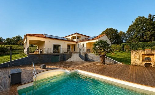 Casa a Simeyrols, Nuova Aquitania, Francia 1