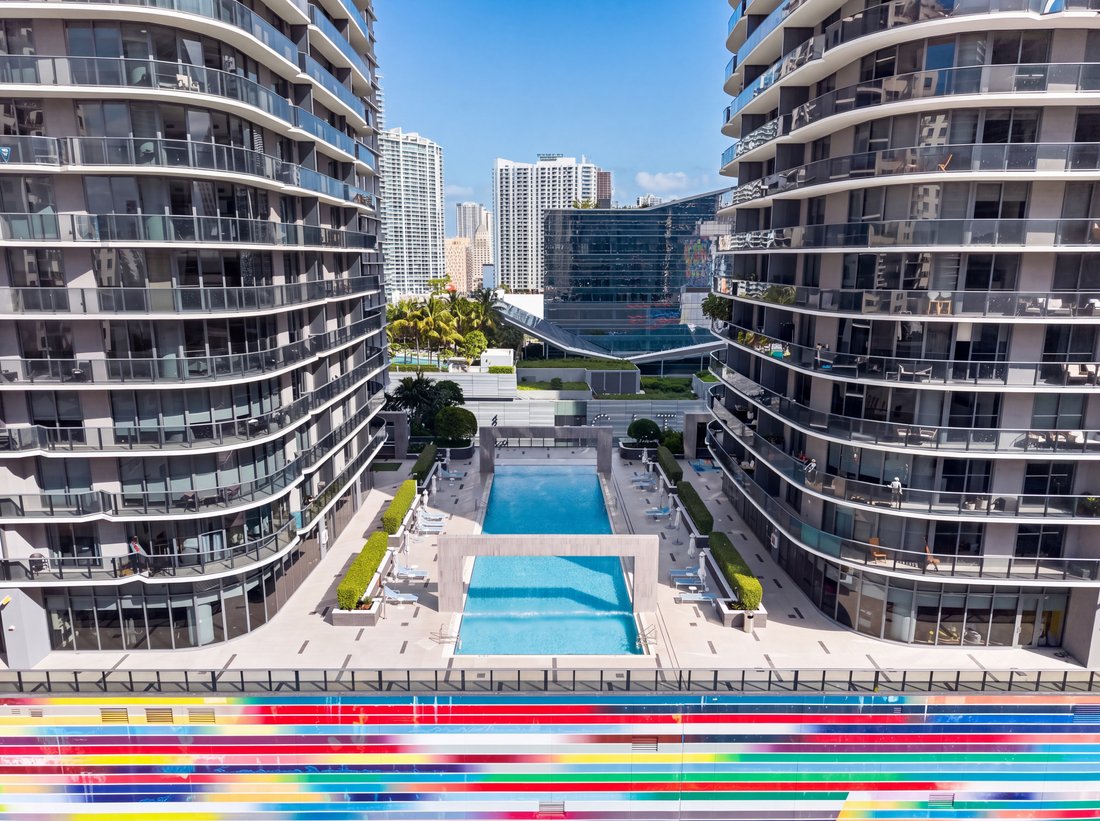 Condo in Miami, Florida, United States 5 - 19174531