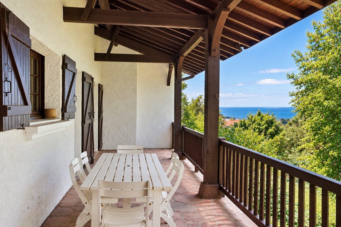 Villa in Chantaco, Saint-Jean-de-Luz, France 3 - 19174383