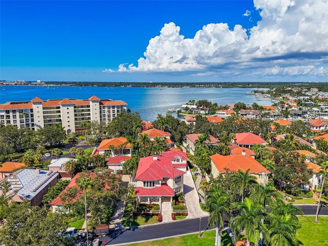 Casa a St. Petersburg, Florida, Stati Uniti 3 - 19172142