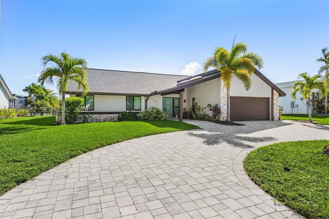 Maison à Cape Coral, Floride, États-Unis 2 - 19171747