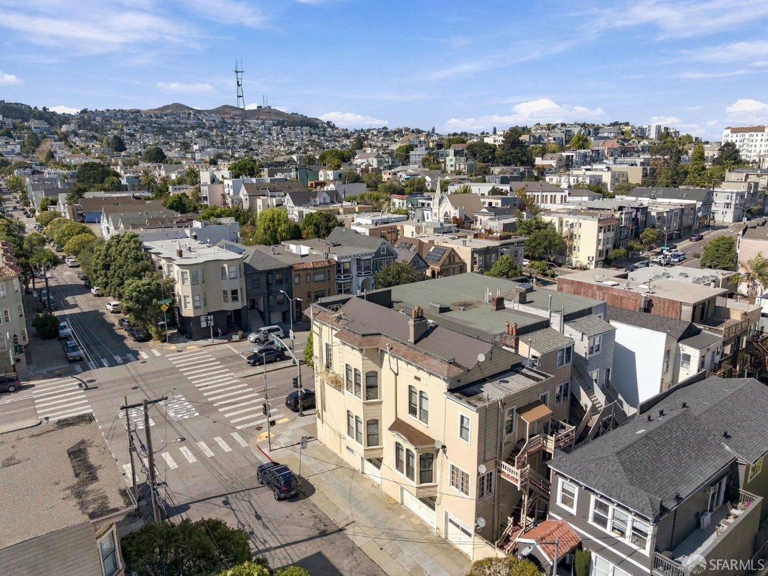San Francisco, California, United States 2 - 19171803