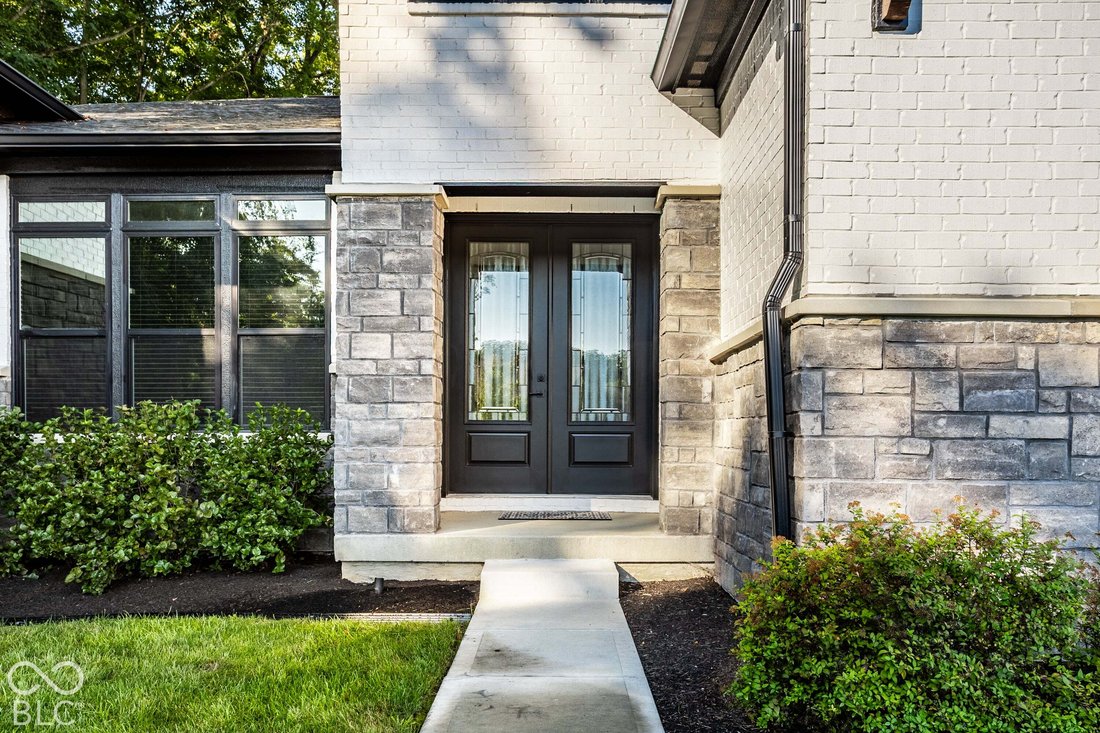 House in Zionsville, Indiana, United States 3 - 19169454