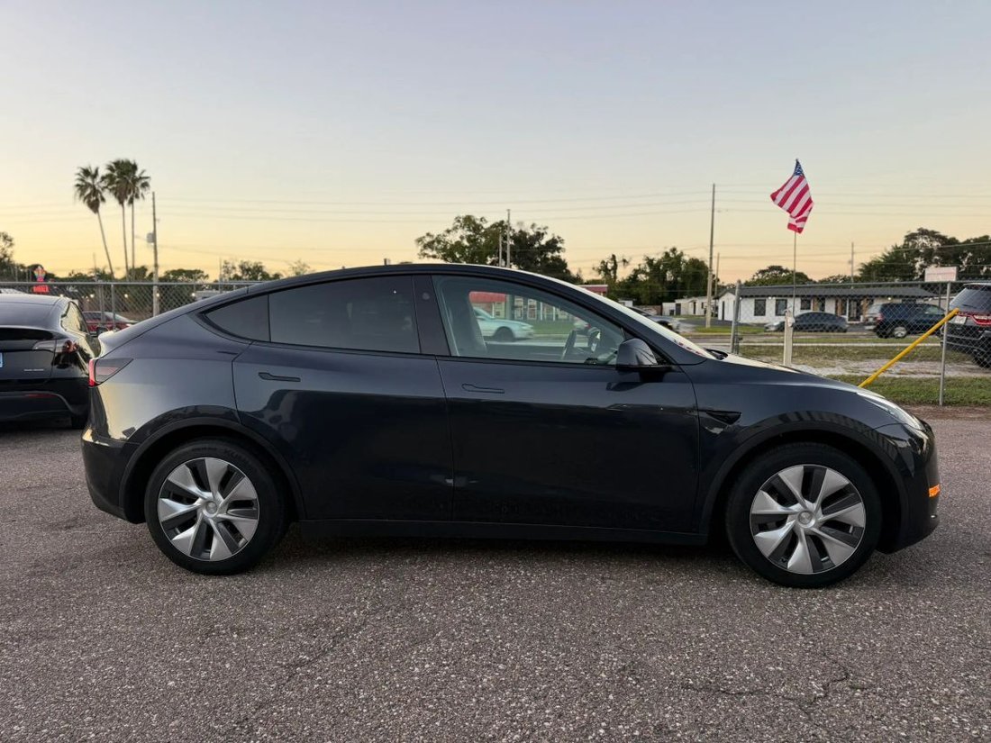 Suv in Orlando, FL, United States 3 - 18801504