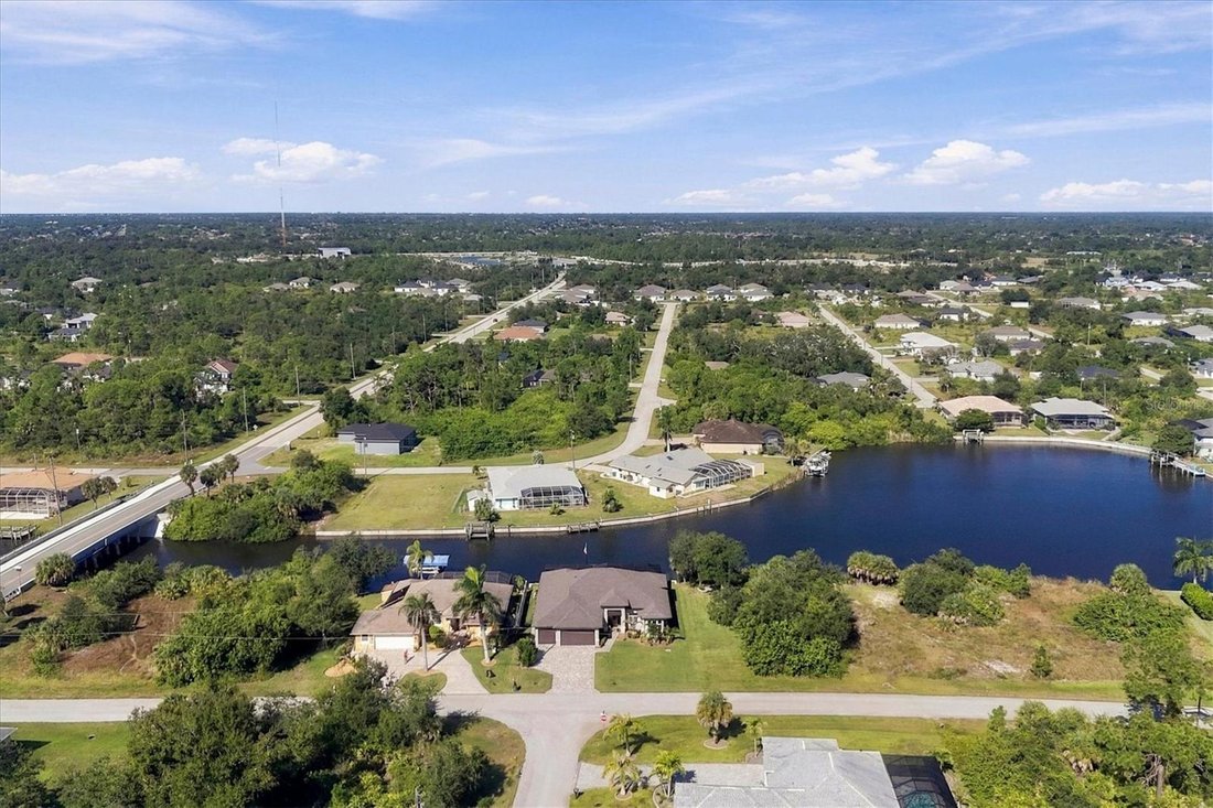 Casa a Port Charlotte, Florida, Stati Uniti 1 - 19172090