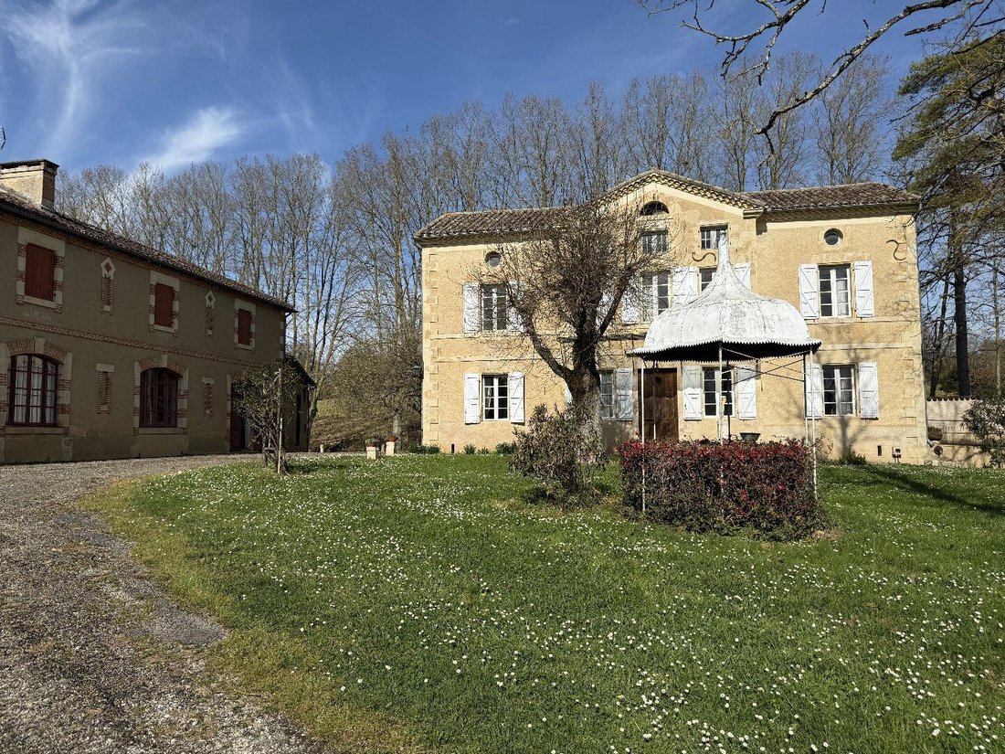 Villa in Montestruc-sur-Gers, Occitania, France 2 - 19170877