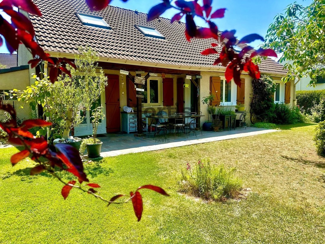 House in Ouest, Saint-Germain-les-Corbeil, France 1 - 19145277