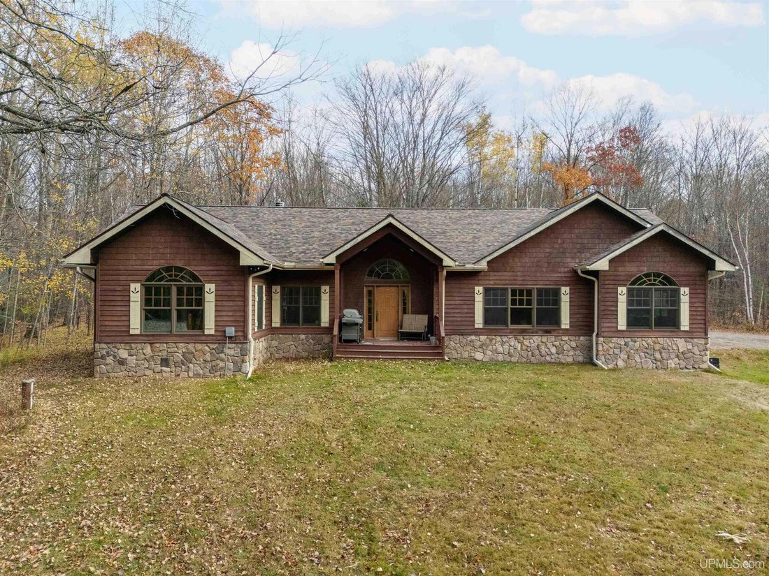 House in Phelps, Wisconsin, United States 1 - 19172416
