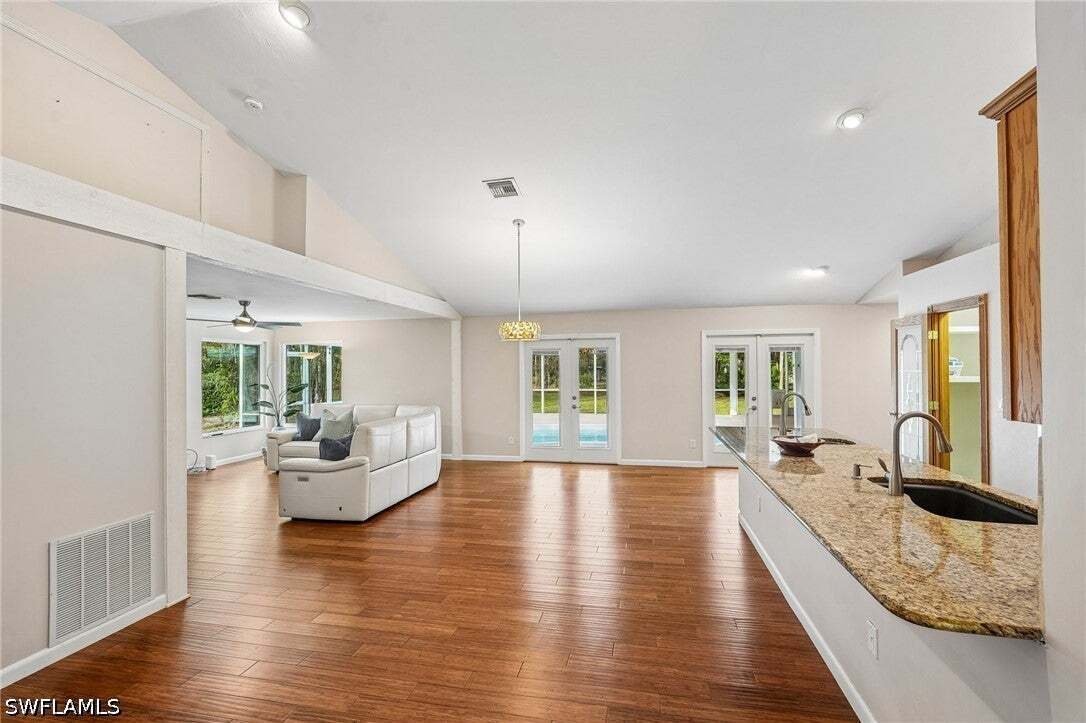 House in Naples, Florida, United States 4 - 19177919