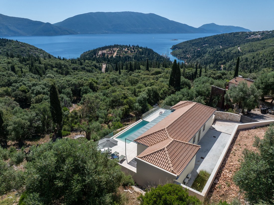 Villa in Erisos, Peloponnese, Western Greece and the Ionian, Greece 2 - 19169730