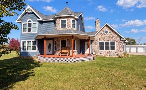 House in Kawkawlin, Michigan, United States 1