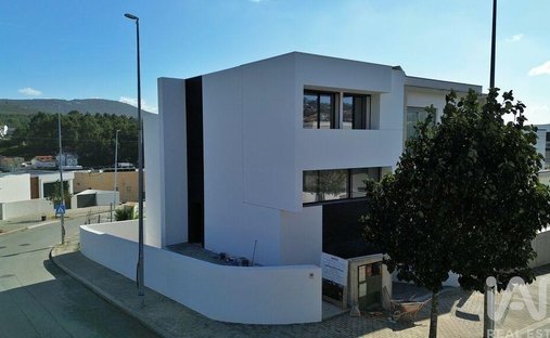 Residenza a Fanzeres e Sao Pedro da Cova, Oporto, Portogallo 1