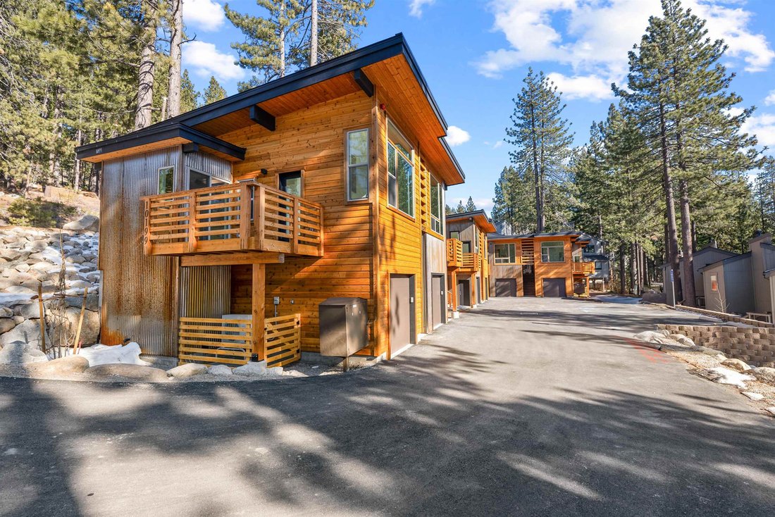 Truckee, California, United States 1 - 19171729