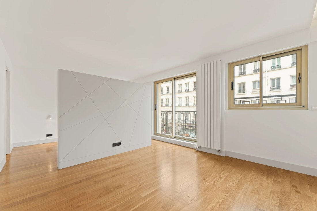 Apartment in Paris 18e Arrondissement, Paris, France 2 - 19169752