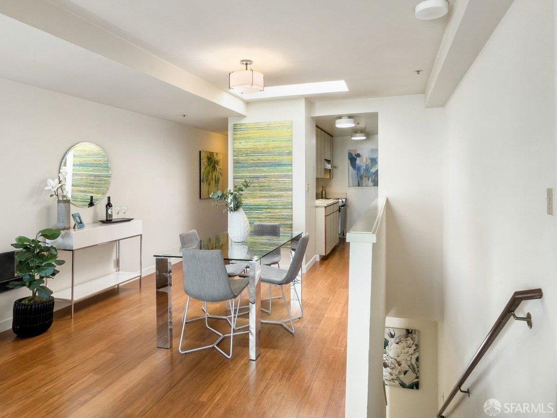 Condo in San Francisco, California, United States 5 - 19177514