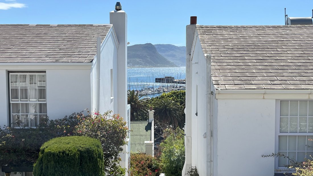 House in Simon's Town, South Peninsula, Cape Town 3 - 19179061