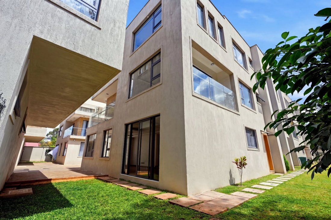 Villa à Nairobi, Nairobi, Kenya 2 - 19176487