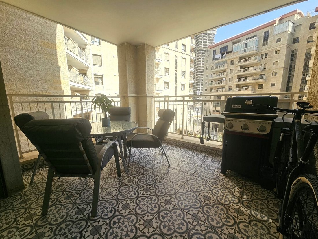 Apartment in Jerusalem, Jerusalem District, Israel 2 - 19177677