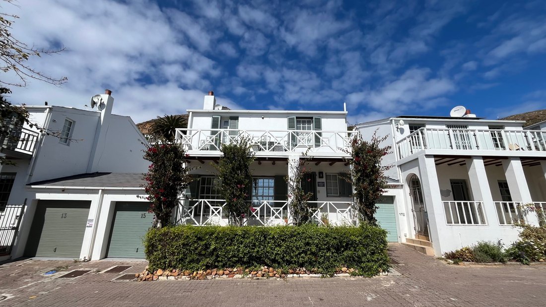 House in Simon's Town, South Peninsula, Cape Town 2 - 19179061
