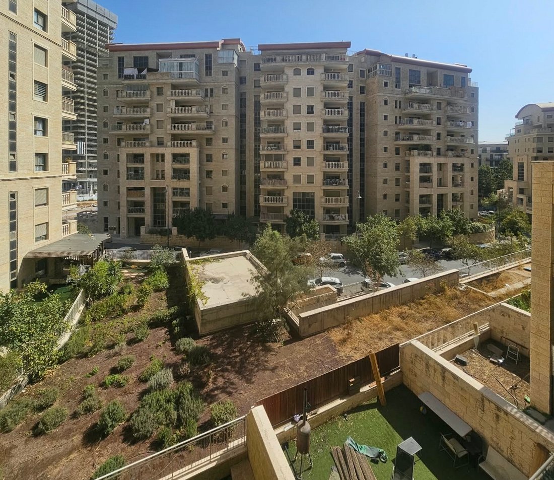 Apartment in Jerusalem, Jerusalem District, Israel 3 - 19177677
