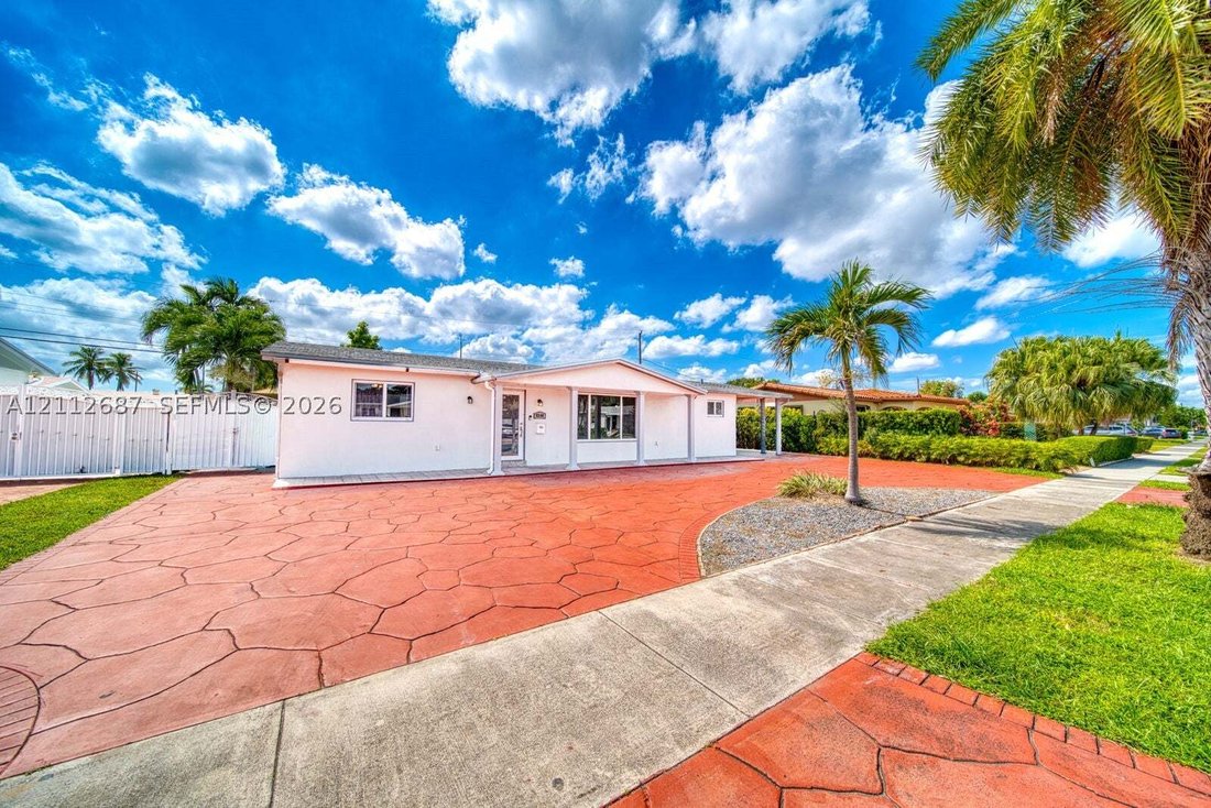 Casa a Miami, Florida, Stati Uniti 3 - 19182434