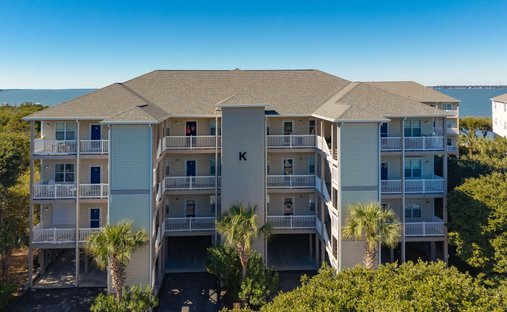 Condo in Emerald Isle, North Carolina, United States 1