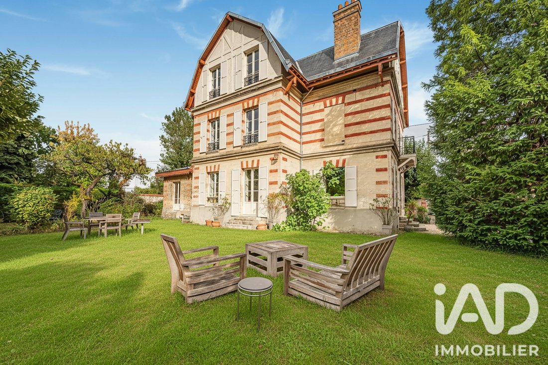 Casa en Chatou, Isla de Francia, Francia 1 - 19182861