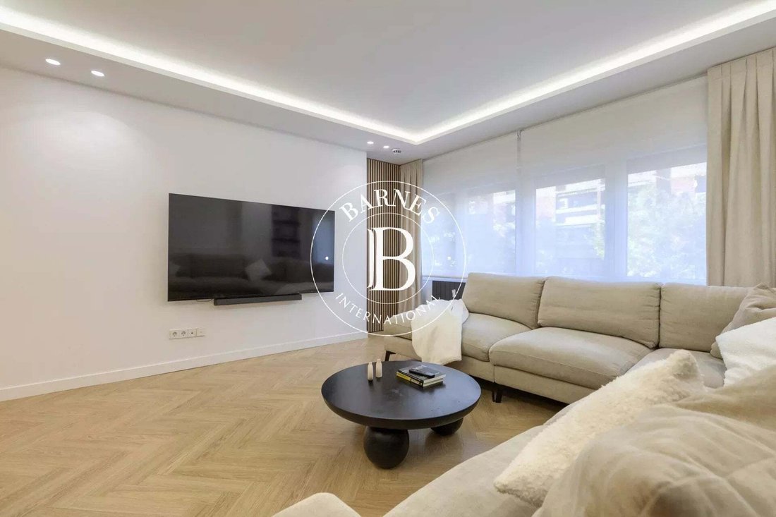 Appartement à Chamberí, Madrid, Espagne 1 - 16945420