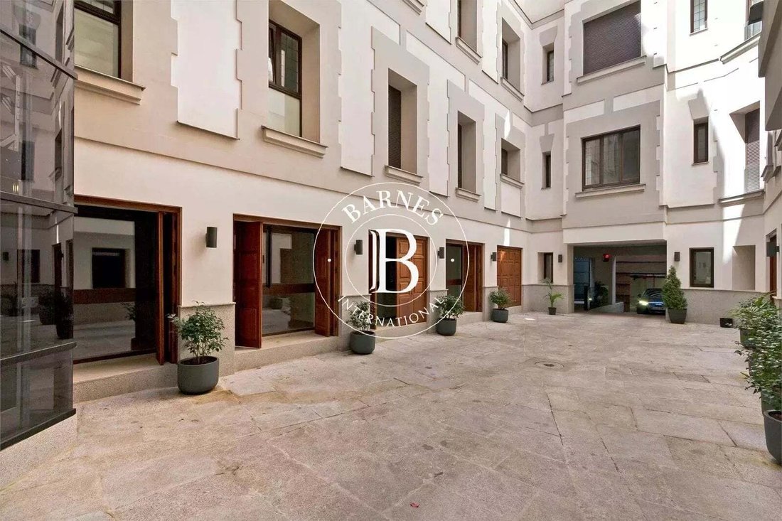 Apartment in Barrio Salamanca, Madrid, Spain 4 - 17075031