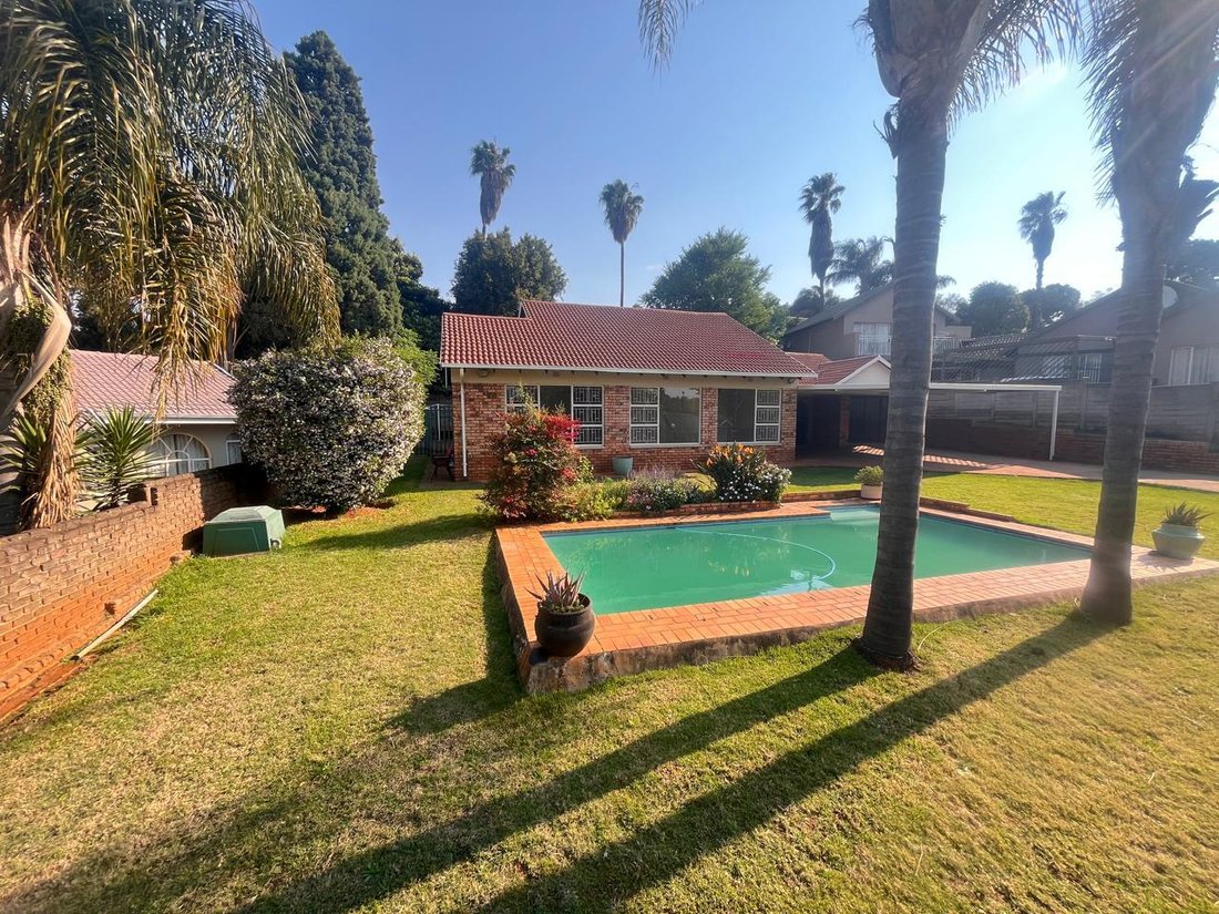 Casa en Roodepoort, Gauteng, Sudáfrica 2 - 19182740