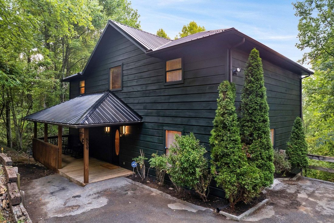 House in Gatlinburg, Tennessee, United States 1 - 18508633