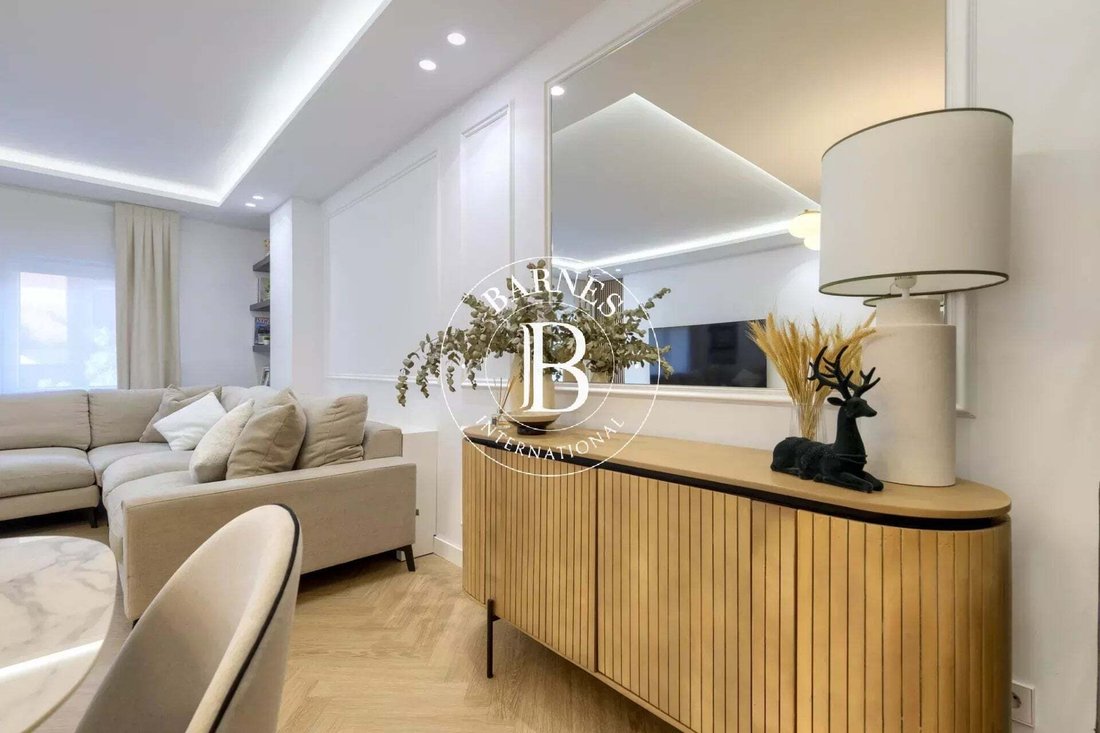 Appartement à Chamberí, Madrid, Espagne 2 - 16945420