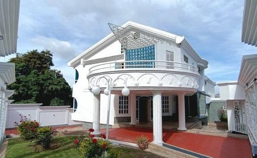 House in Carrizal Municipality, Miranda, Venezuela 1